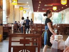 大堂-九尺赵老四鲜鹅肠火锅