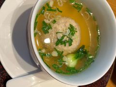 鸡汁菜核狮子头-萬國春·中菜馆(颐和公馆店)