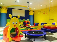 -爱萌盟婴童成长中心(泛悦店)