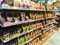 -三只松鼠生活馆(芜湖弋江金鹰店)