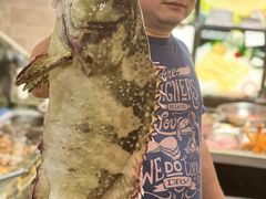 -鱼市酒店(威海水产批发市场店)