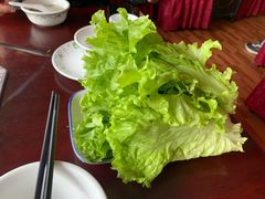 -绿色墨脱石锅城