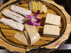 -滇釜火锅·能喝汤的火锅(车公庄店)