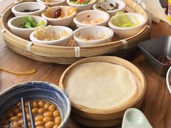 -包整·丝娃娃(一览甲秀楼风景店)