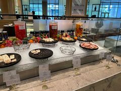 -前海华侨城JW万豪酒店·都会尚膳自助餐厅·熟成牛排海鲜酒水畅飨