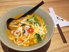 茄汁黑猪片儿川-陳八两面家(滨江天街店)