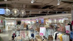 -孩子王(静安大融城店)