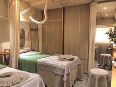-左悦·艾灸调理·推拿按摩·精油SPA(卓悦汇店)