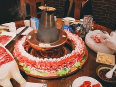 网红羊围脖-额尔敦草原涮羊肉·烧烤(冻青树总店)