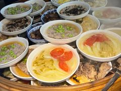 -侬佳蒸菜馆(听潮店)