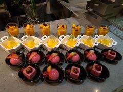 -海口绿发希尔顿酒店-田园汇自助餐·三文鱼·海鲜