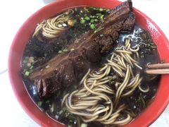 -小龙大肉面馆