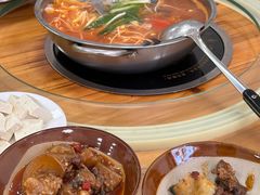 -苗侗地道红酸.酸汤鱼·酸汤牛肉