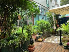 -莉莉家的音乐花园餐吧(航空路店)