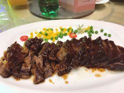 烧汁香烤牛肋骨-上海绿地万豪酒店·大宴会厅