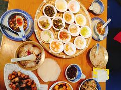 -包整·丝娃娃(一览甲秀楼风景店)