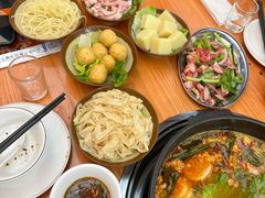 -黔三一夺夺粉酸汤火锅(百信店)