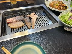 -臻牛烤肉