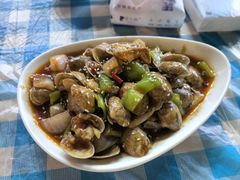-老街烧烤大排档·地道湖北菜·龙虾馆(汉口火车站店)