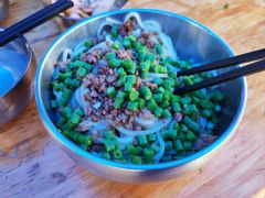 素椒杂酱面-左撇子私房面