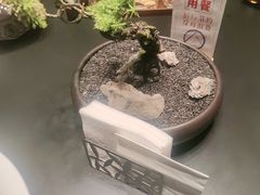 -忆江南·临江鱼馆