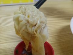鲜虾鲜肉云吞-云云美食