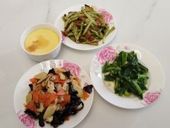 -汇慈安·高端自营月嫂(武汉月子尊享店)