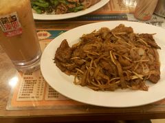 干炒牛河-金华冰厅