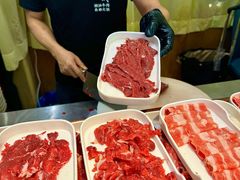 -天成·潮州牛肉脆肉鱼生蚝自助火锅