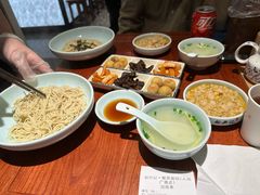 -裕兴记•蟹黄面馆(人民广场店)