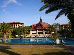 -西双版纳融创皇冠假日度假酒店