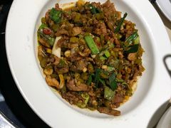 浸辣椒炒肉-大碗先生(万家丽店)