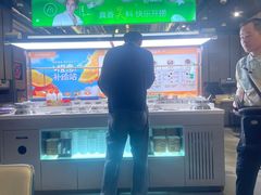 -海底捞火锅(长宁路龙之梦店)
