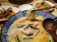 -荣家黄鱼面(前滩太古里店)
