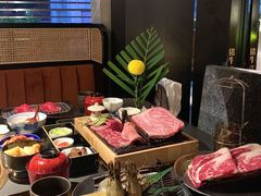 -铭牛烧肉·和牛海鲜自助(高新月牙湖店)