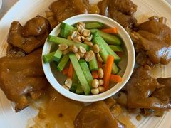 猪蹄-万宝海鲜舫(劳动公园店)