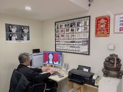 -花儿照相馆·最美证件照(红旗街万达店)