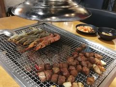 -肉甲韩国木炭烤肉(新壹街1店)
