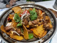 -三江源美食城