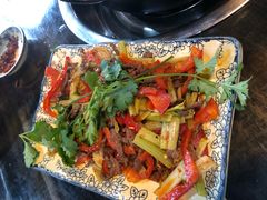 -乐山食古香跷脚牛肉