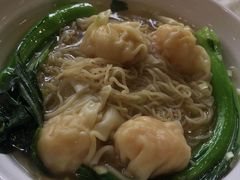 云吞面-聚鲜港（五洞）牛肉自选火锅