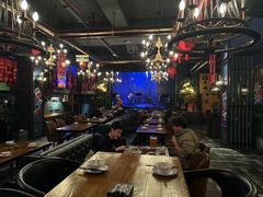 -爱啤精酿·民谣酒馆(滨江店)