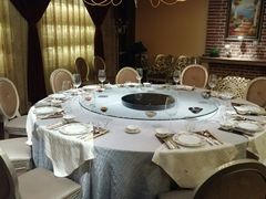 包厢-御盛苑富隆汇·传承川菜·商务简餐(江北嘴店)