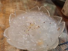 -蜜桃餐厅·伴山(湖滨商业街店)