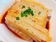 -江渔儿酸菜鱼·拔草餐厅(虎门君乐汇店)