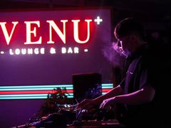 -VENU+海景酒廊