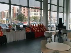 -深圳锦龙奥迪4S店(前海店)