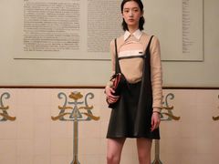 -Nathalie Djurberg与Hans Berg“牛皮纸包裹的月亮”-Prada荣宅当季展览