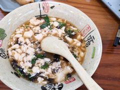 -禾诗夜市大饼油条(松江店)