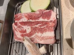 -蚂蚁洞·烤肉大营地(上海静安大悦城店)